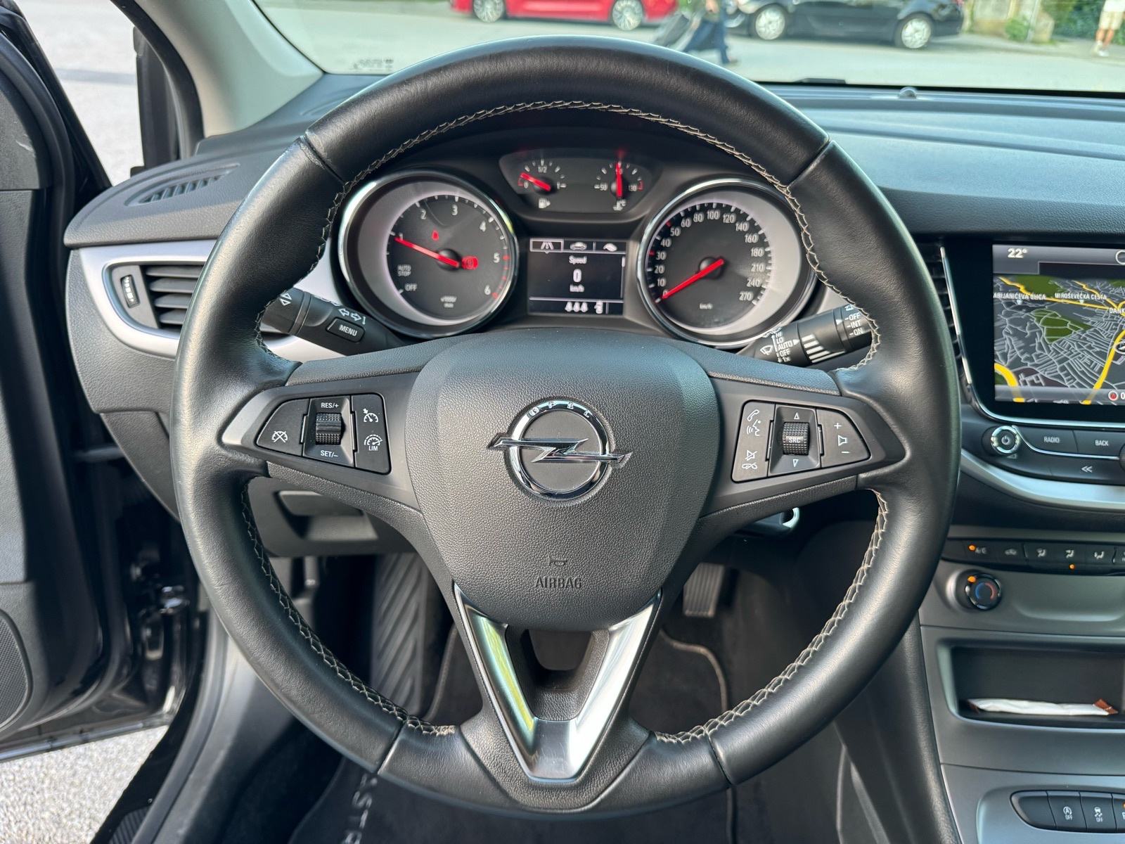 Opel Astra 1.6 CDTI, fotografija 9