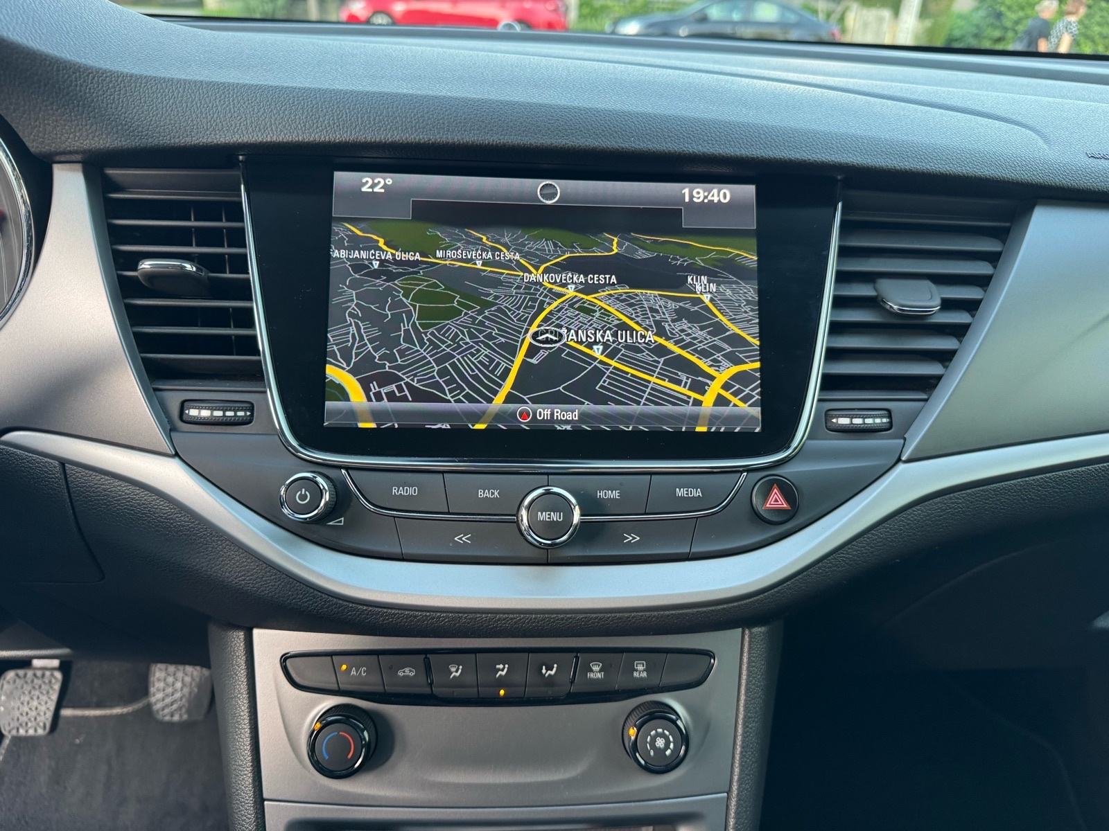 Opel Astra 1.6 CDTI, fotografija 10