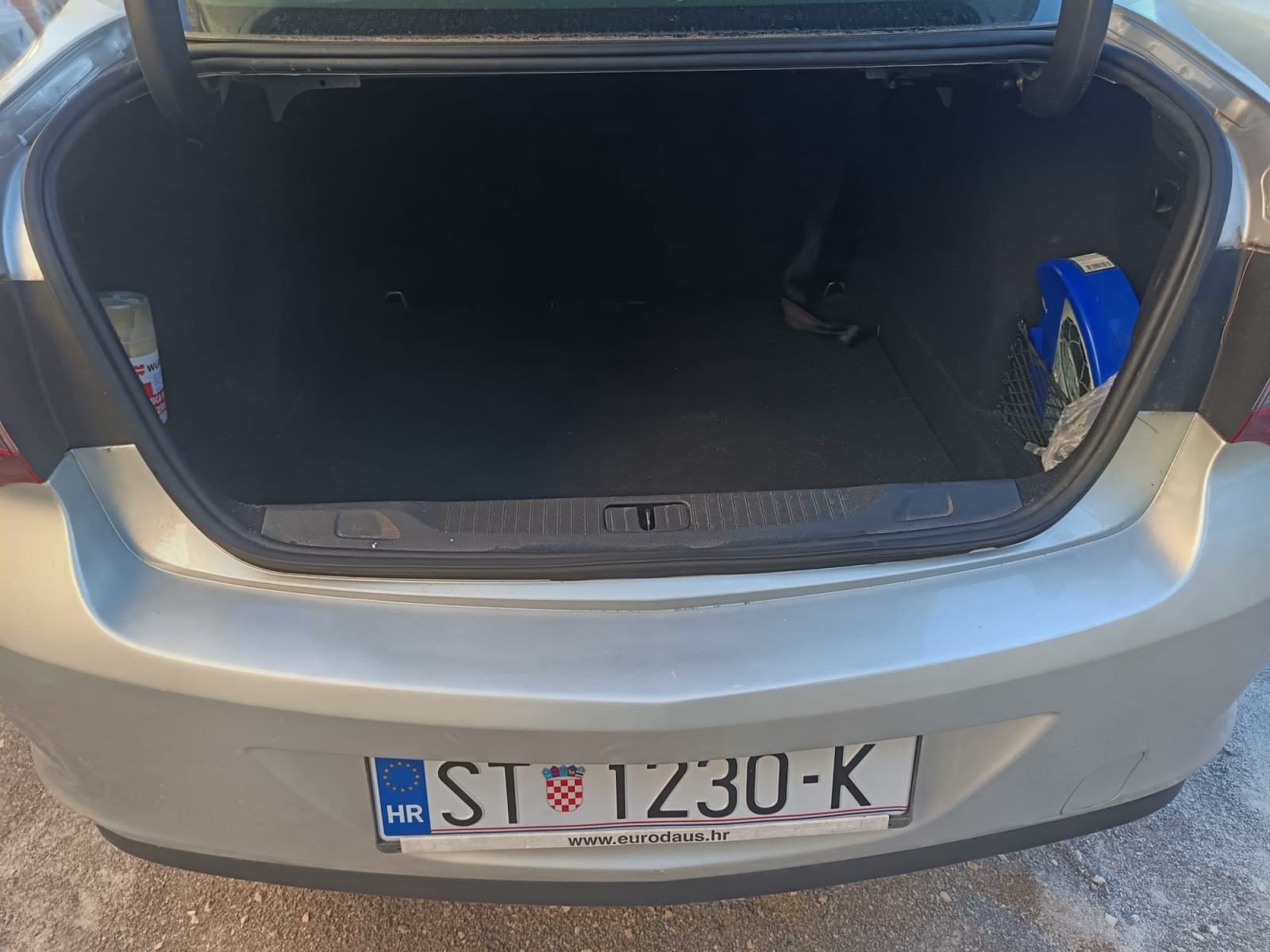 Opel Astra 1.6 CDTI, pogled izvana - slika 5