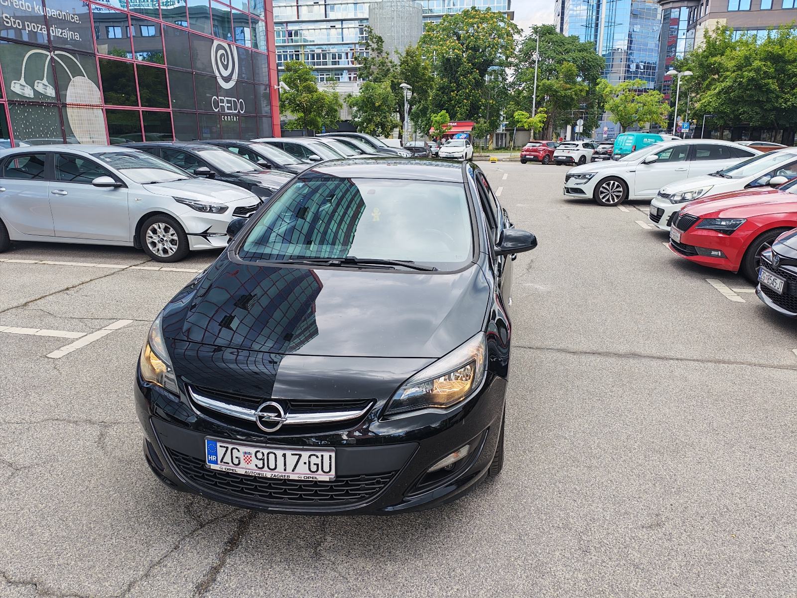 Opel Astra 1.6 CDTI, fotografija 1
