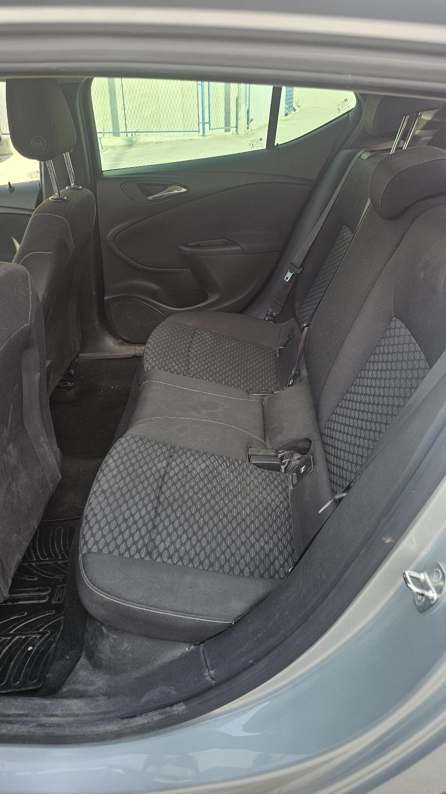 Opel Astra 1.6 CDTI, fotografija 7