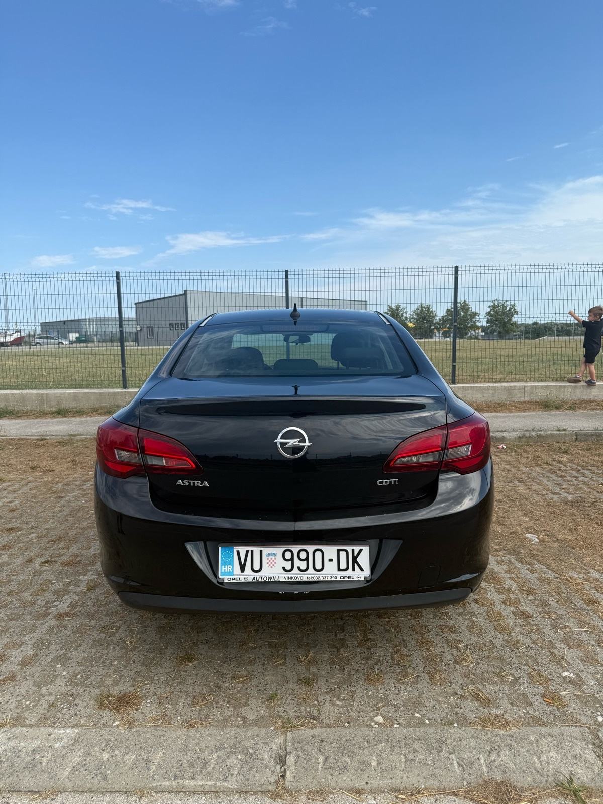 Opel Astra 1,6 CDTI, fotografija 3