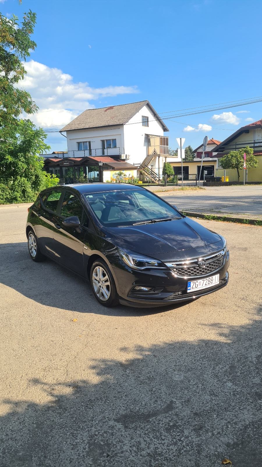 Opel Astra 1.6 CDTI, fotografija 2