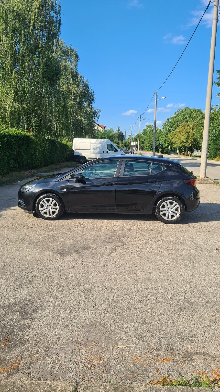 Opel Astra 1.6 CDTI, fotografija 7