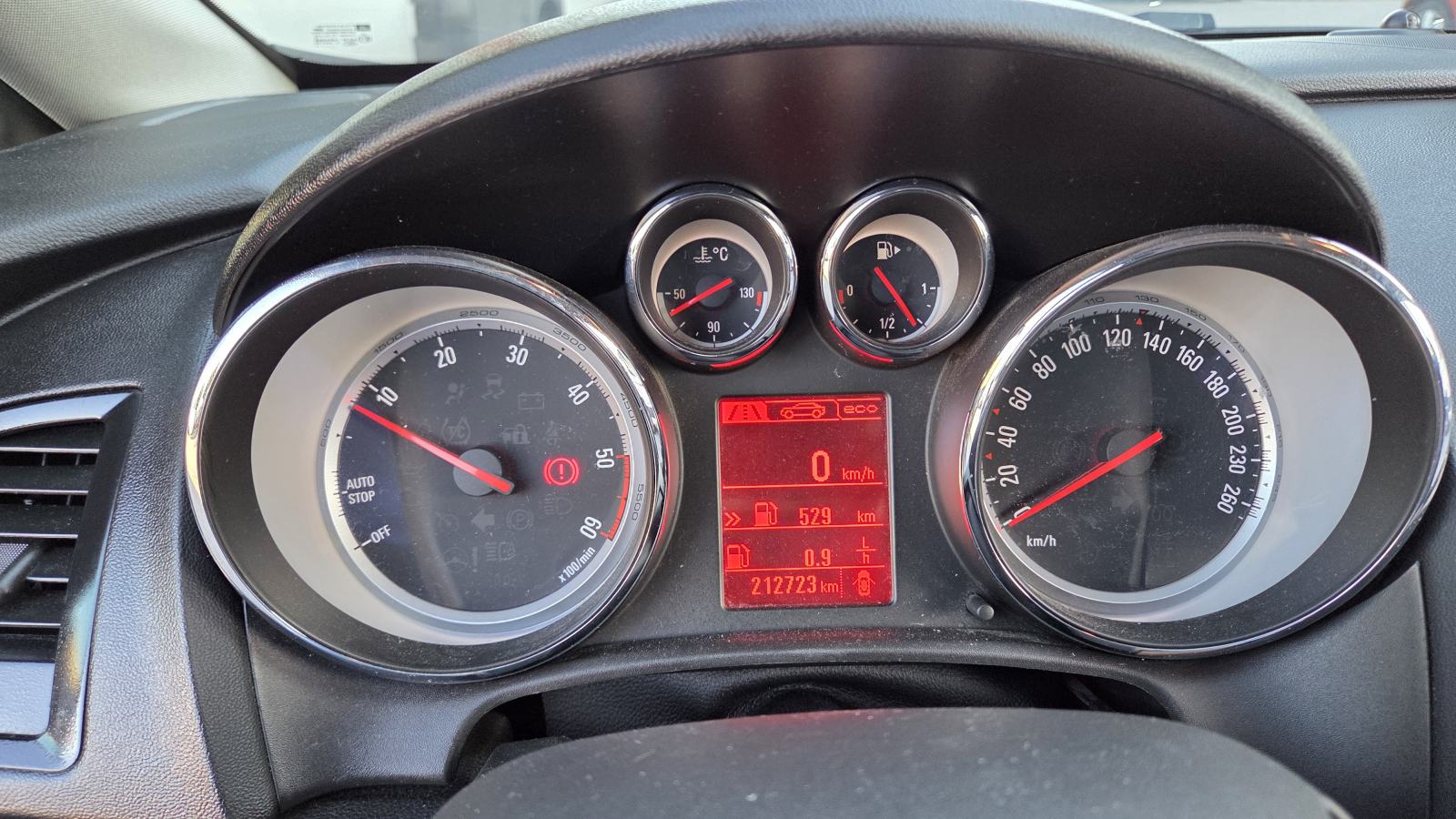 Opel Astra 1.6 CDTI, fotografija 8