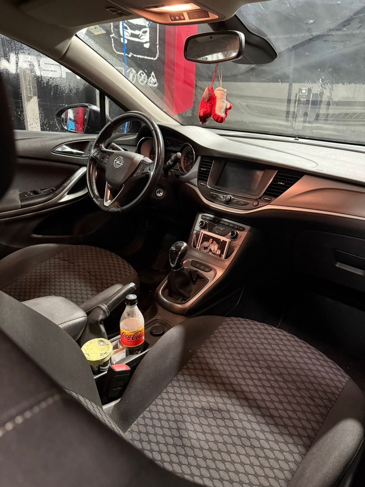 Opel Astra 1.6 CDTI, fotografija 3
