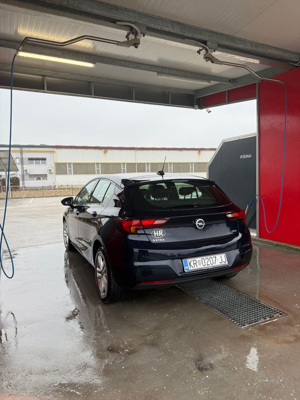 Opel Astra 1.6 CDTI, fotografija 4