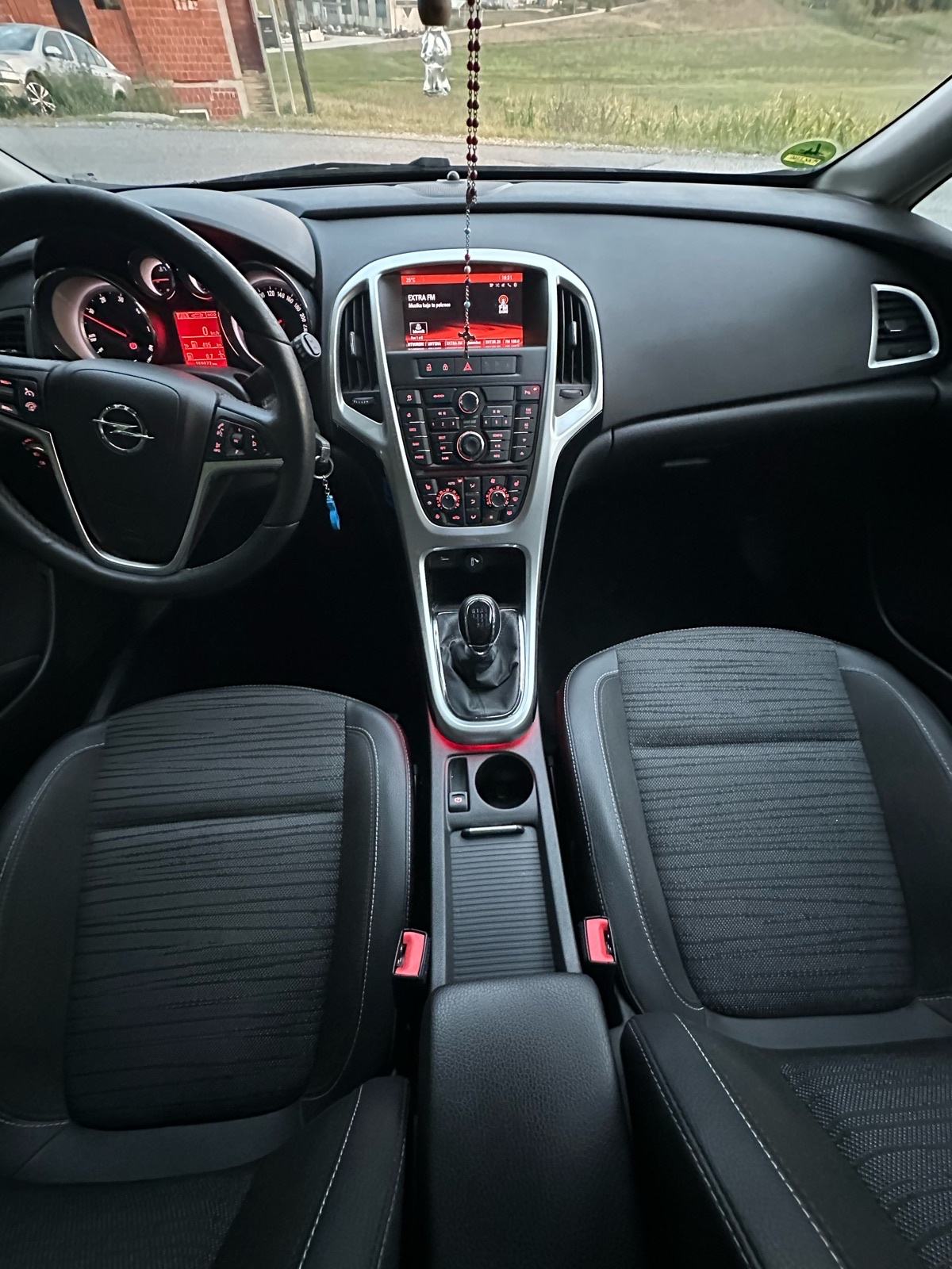 Opel Astra 1,6 CDTI, fotografija 6
