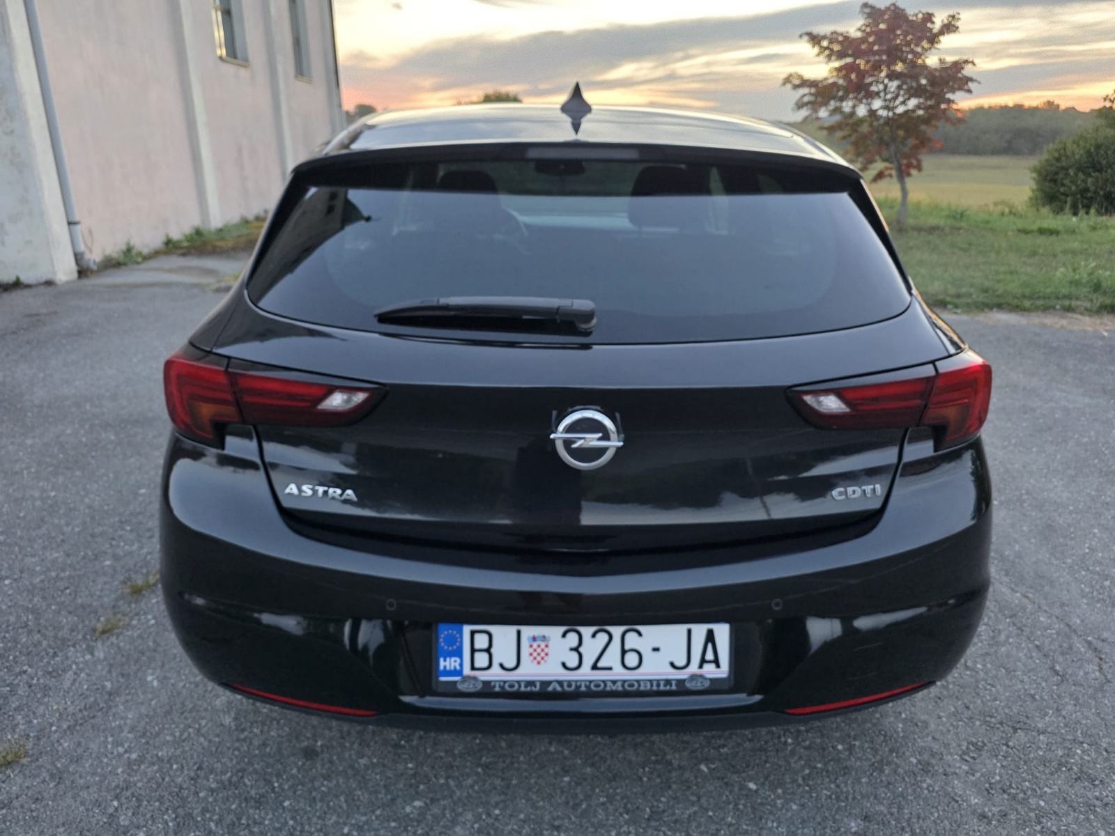 Opel Astra 1,6 CDTI, fotografija 6