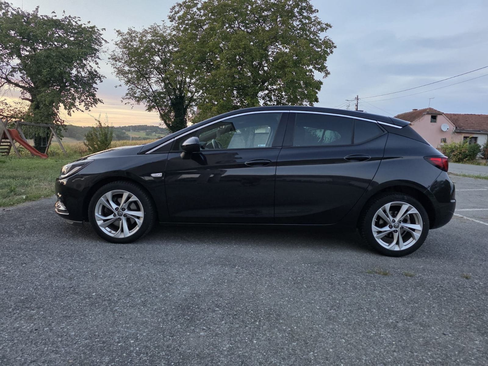 Opel Astra 1,6 CDTI, fotografija 7
