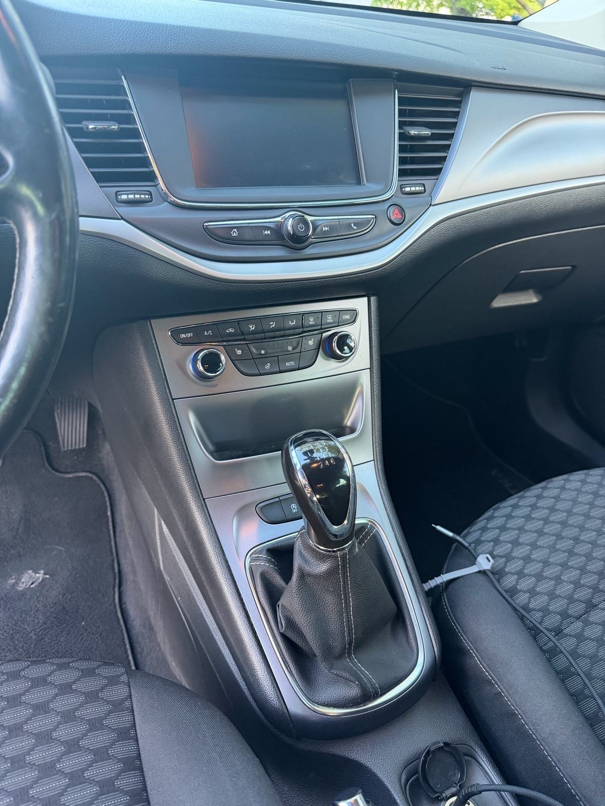 Opel Astra 1.6 CDTI 2018 GOD, u sustavu PDV-a, fotografija 12