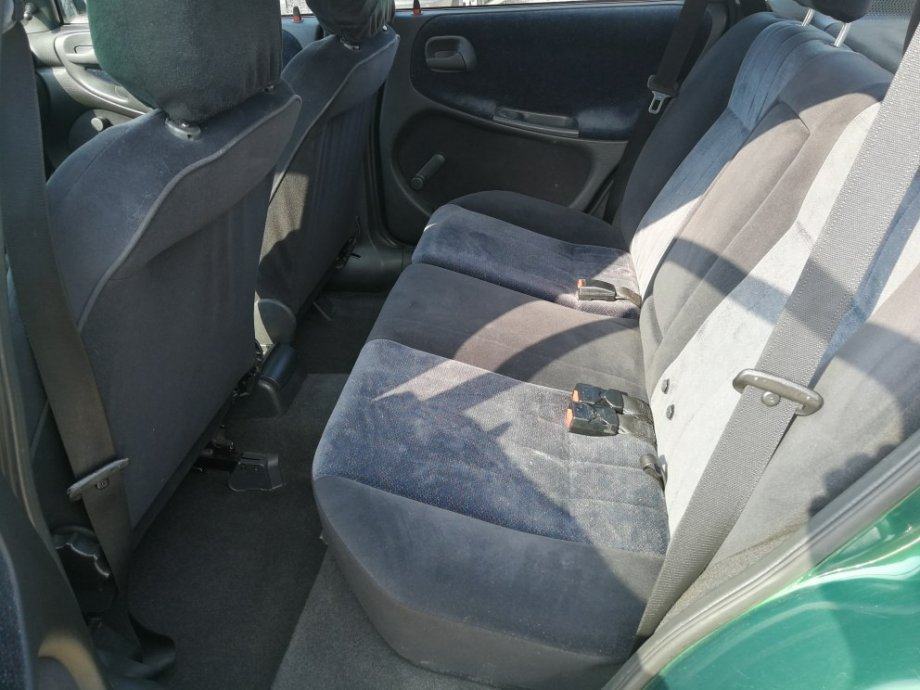 Opel Astra 1,6 CDX, fotografija 17