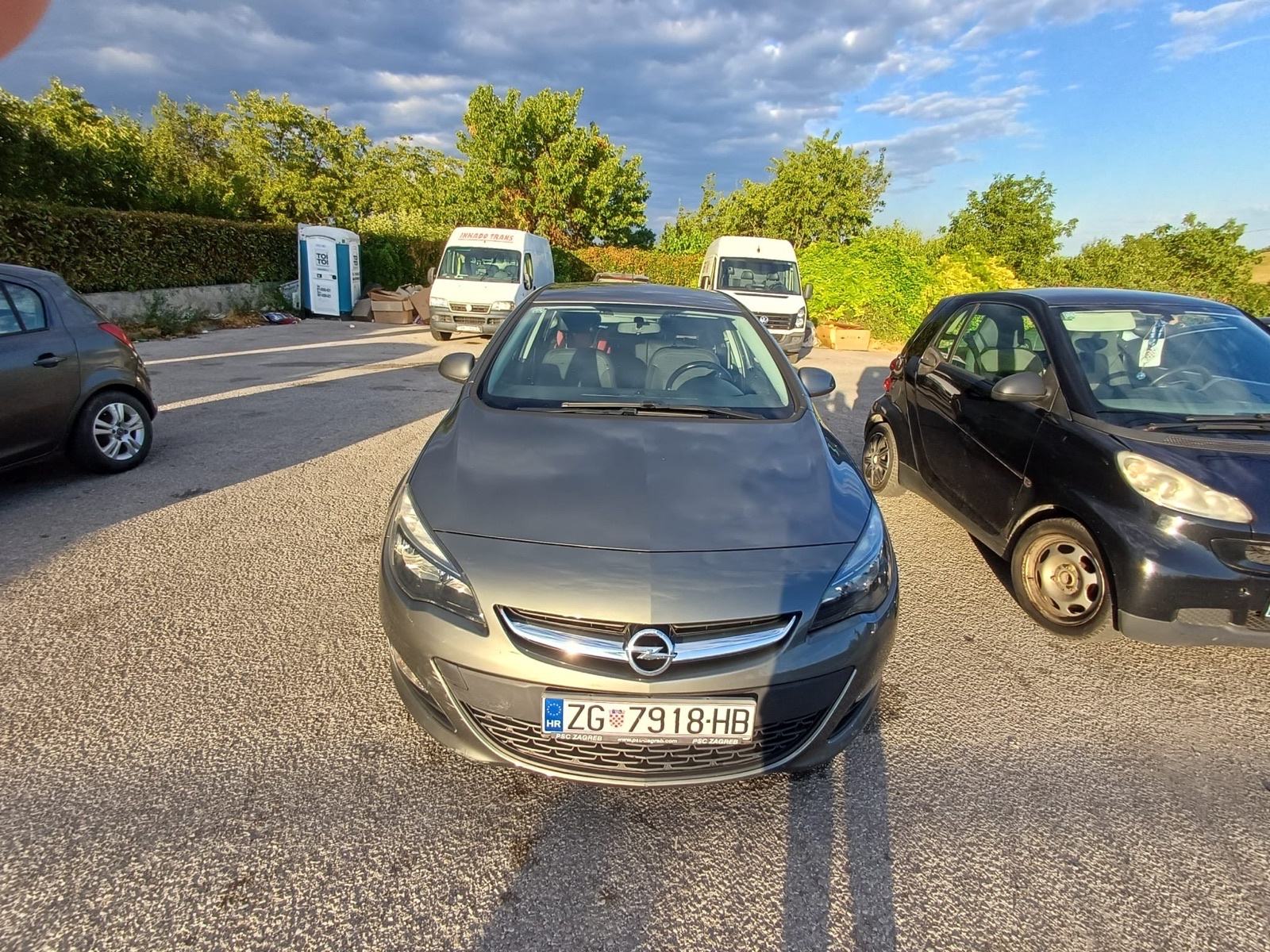 Opel Astra 1,6 *HR AUTO*, fotografija 2