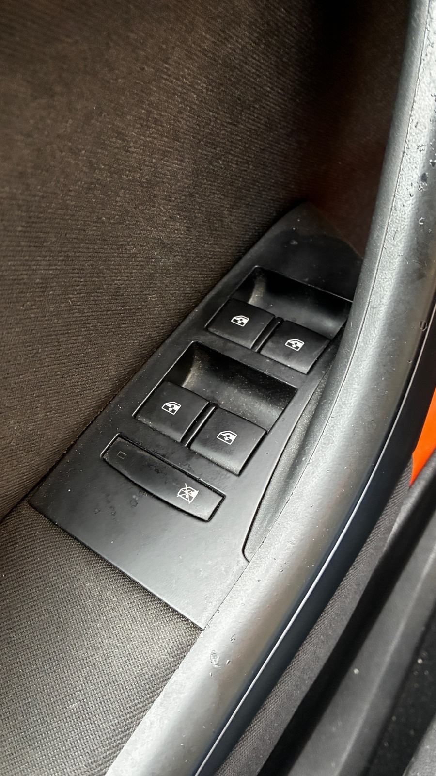 Opel Astra 1,6 *HR AUTO*, fotografija 12