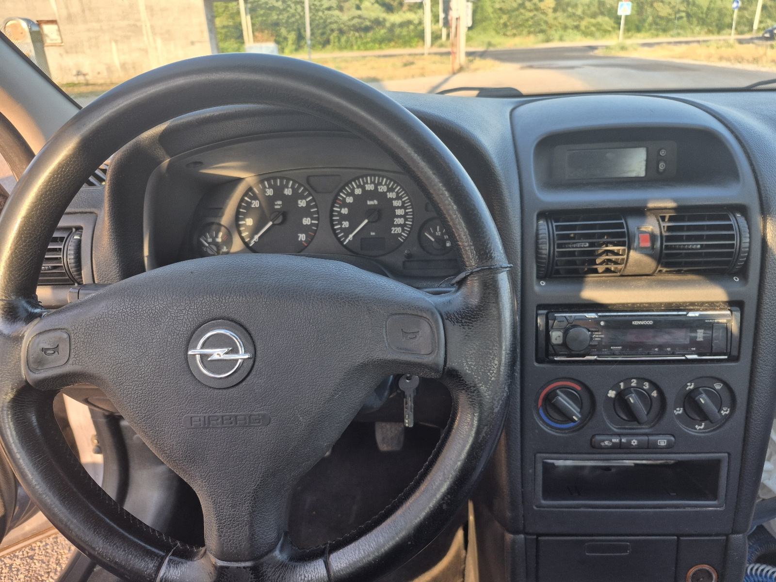 Opel Astra 1,6 sa plinom ( LPG ), fotografija 5
