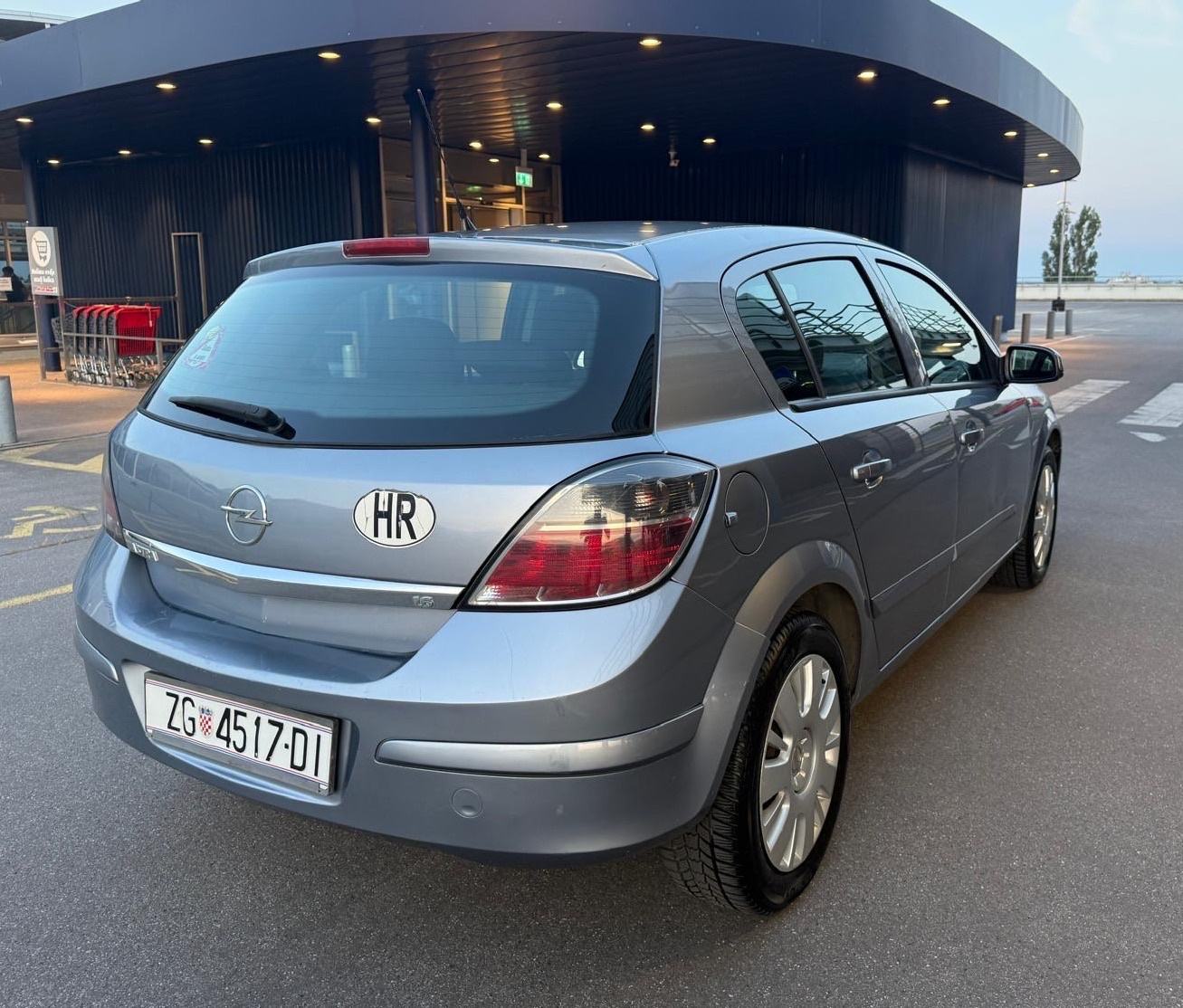 Opel Astra 1,6*Reg god dana 08/2027*Hr.Auto*Klima*, fotografija 4