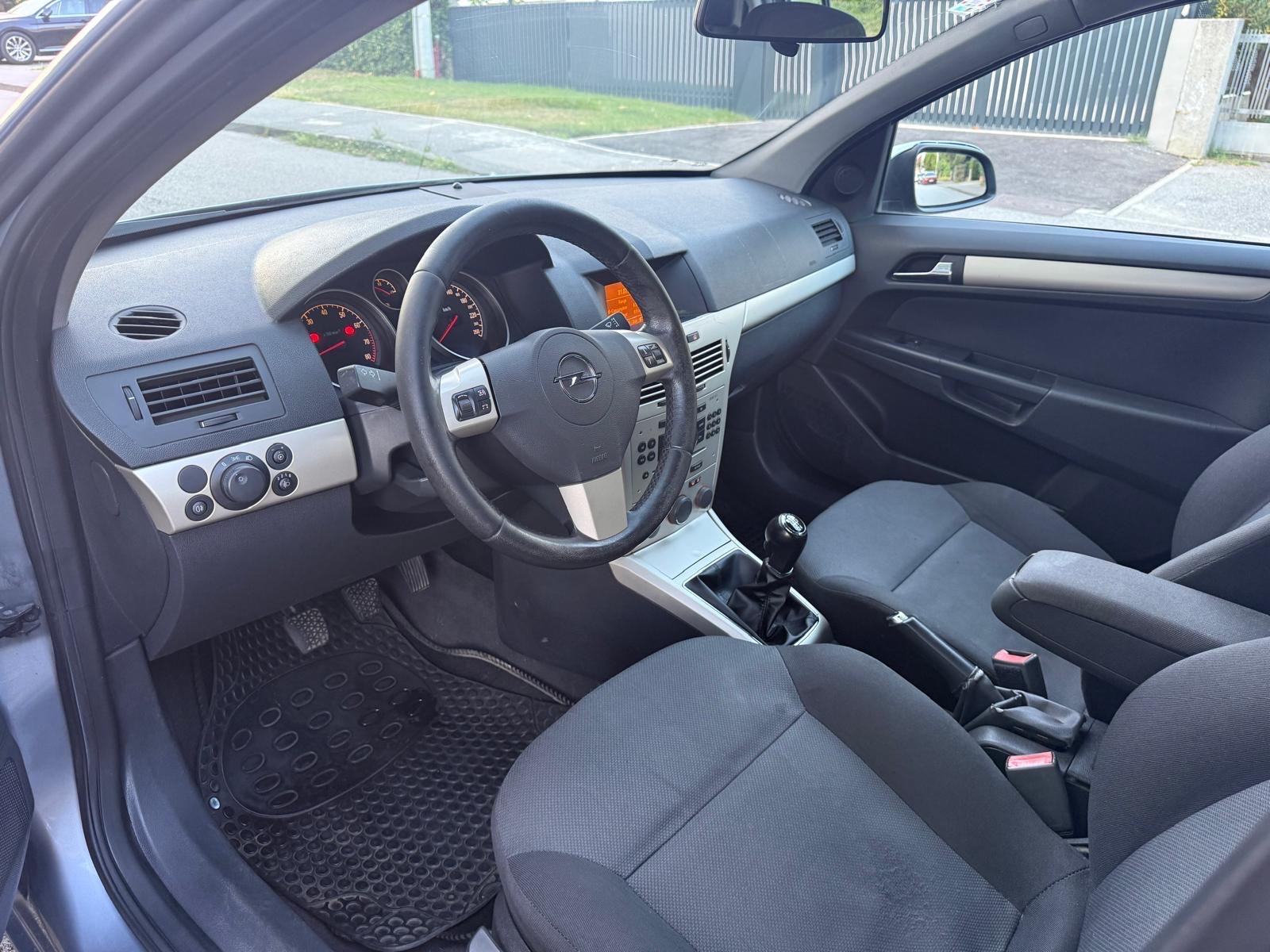 Opel Astra 1,6*Reg god dana 08/2027*Hr.Auto*Klima*, fotografija 8