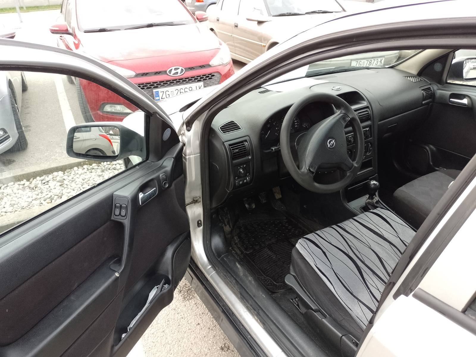 Opel Astra 1,6 benz. HITNO HITNO!, fotografija 3