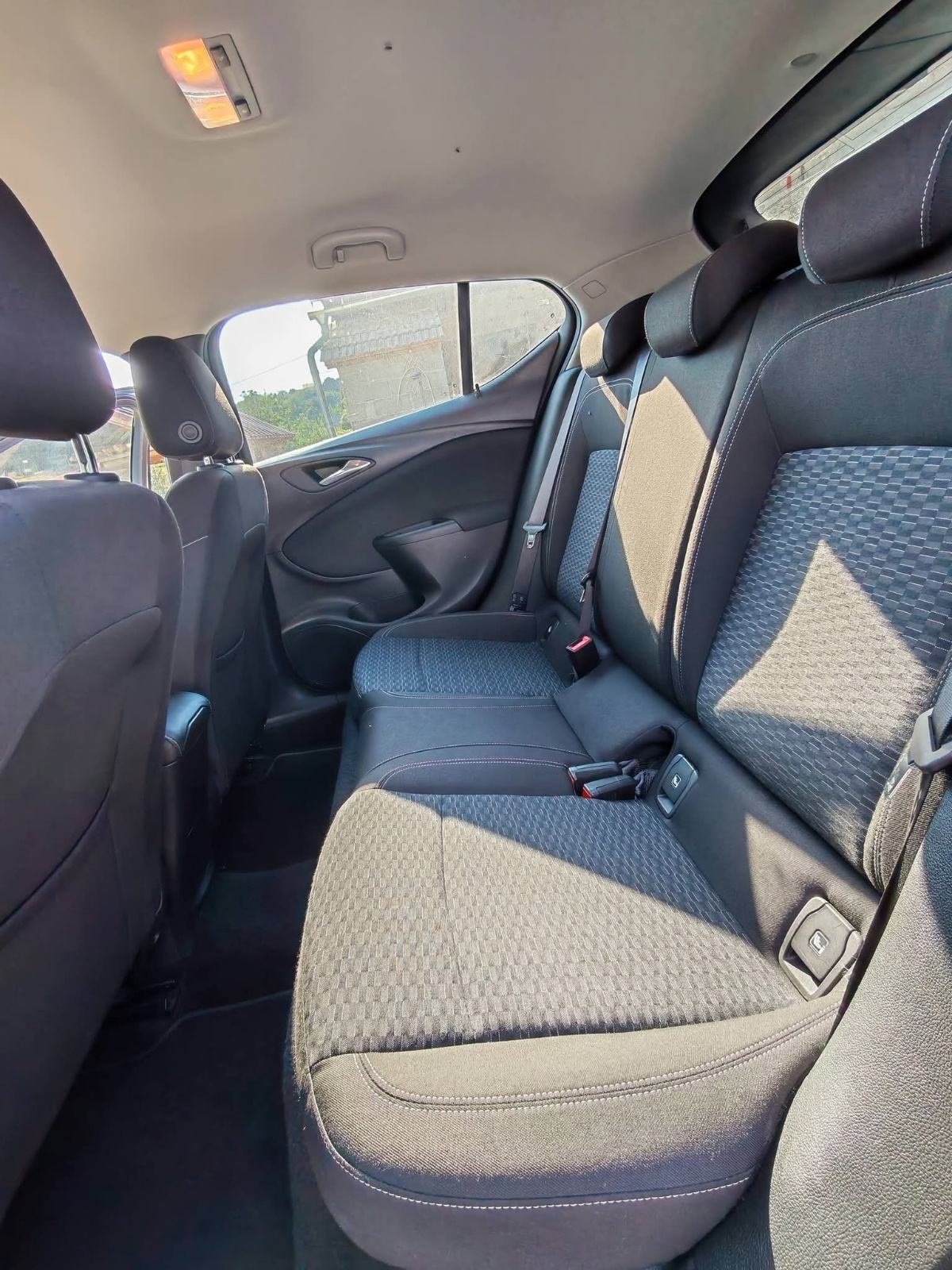 Opel Astra 1,6, fotografija 7
