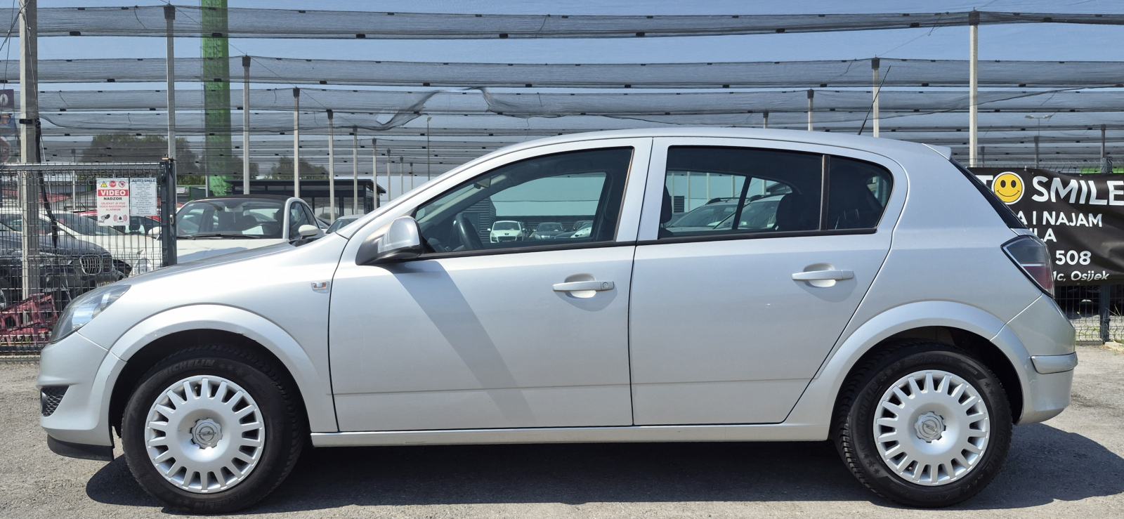 Opel Astra 1,6B, HR AUTO, TEMP, SENZORI, MAGLENKE, REG. 09/26..., 2013 god., fotografija 2