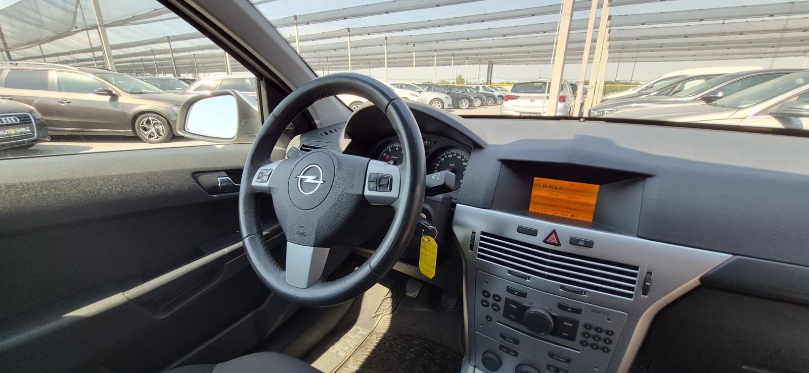 Opel Astra 1,6B, HR AUTO, TEMP, SENZORI, MAGLENKE, REG. 09/26..., 2013 god., fotografija 20
