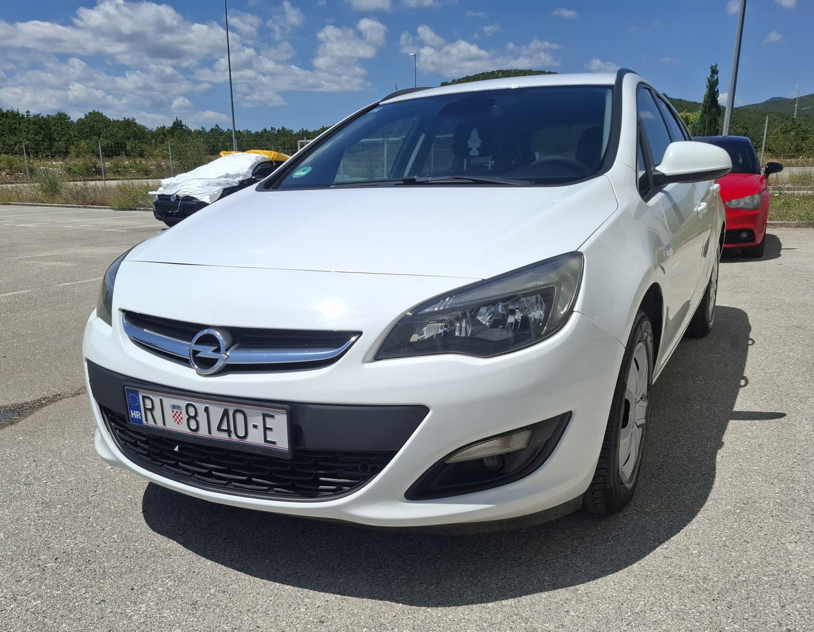 Opel Astra 1.6cdti, fotografija 6