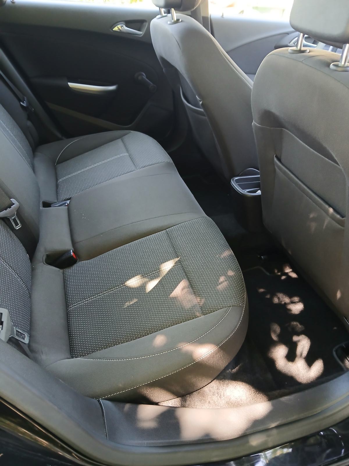Opel Astra 1,7 CDTI 92 KW. 130 TKM SERVISNA, fotografija 6