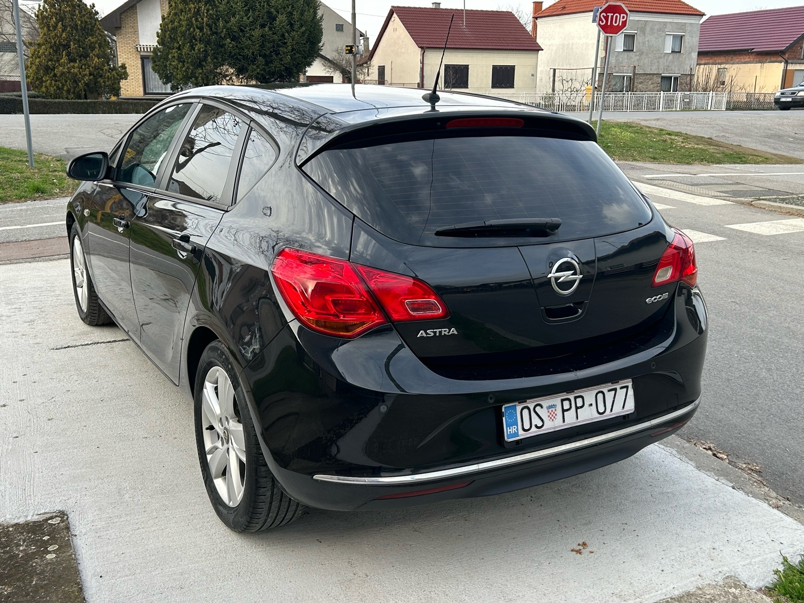 Opel Astra 1,7 CDTI TEMPOMAT ALU 17 NA IME KUPCA, fotografija 4