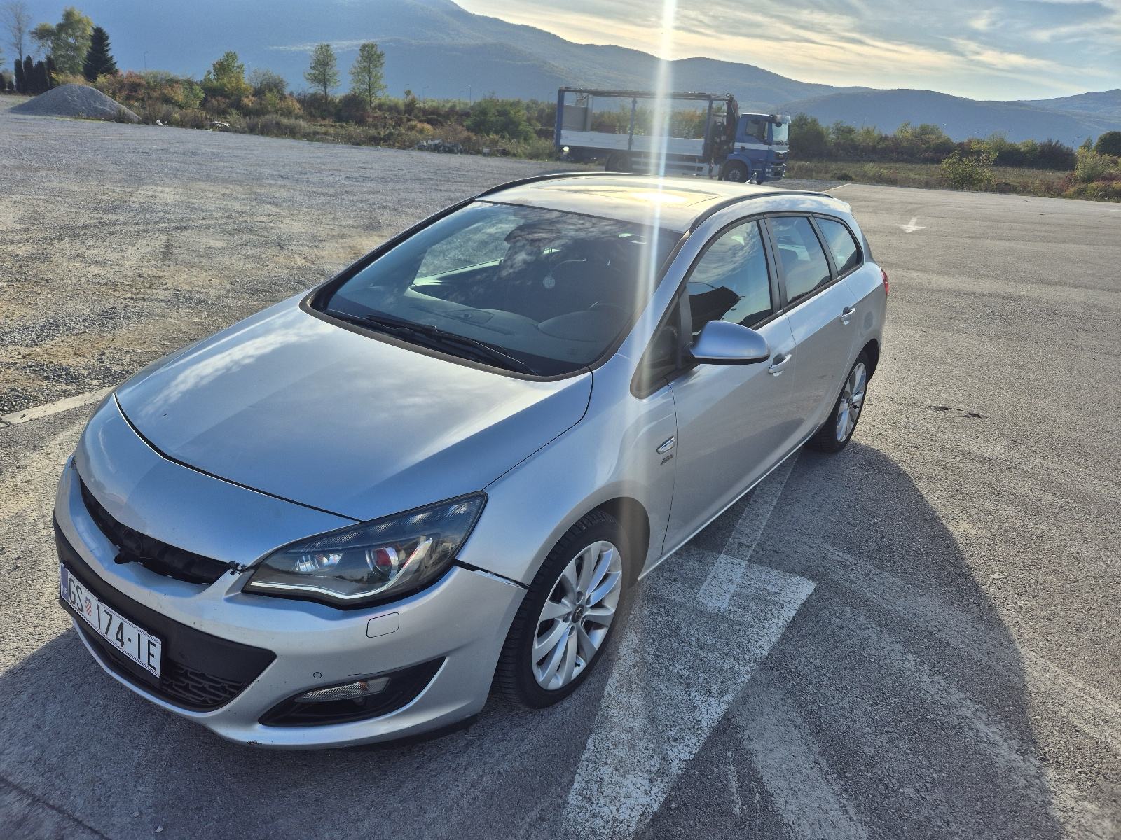 Opel Astra 1,7 CDTI Classic, pogled izvana - slika 1