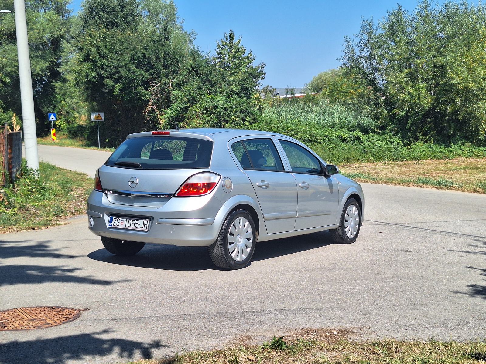 Opel Astra 1,7 CDTI Enyoj 114 tkm hr auto, fotografija 5