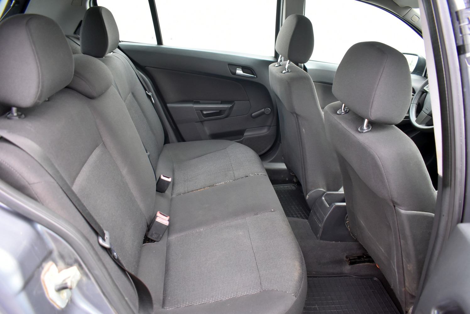 Opel Astra 1,7 CDTI *HR* 1. VLASNIK, ALU NAPLATCI, KLIMA, fotografija 6
