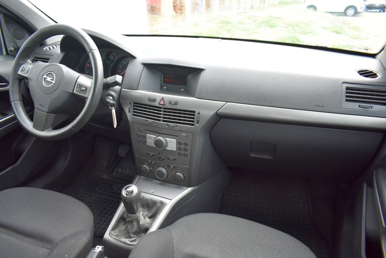 Opel Astra 1,7 CDTI *HR* 1. VLASNIK, ALU NAPLATCI, KLIMA, fotografija 7