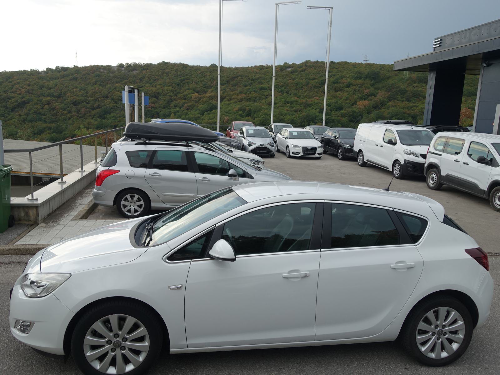 Opel Astra 1,7 CDTI / JAMSTVO + REGISTRACIJA, fotografija 2