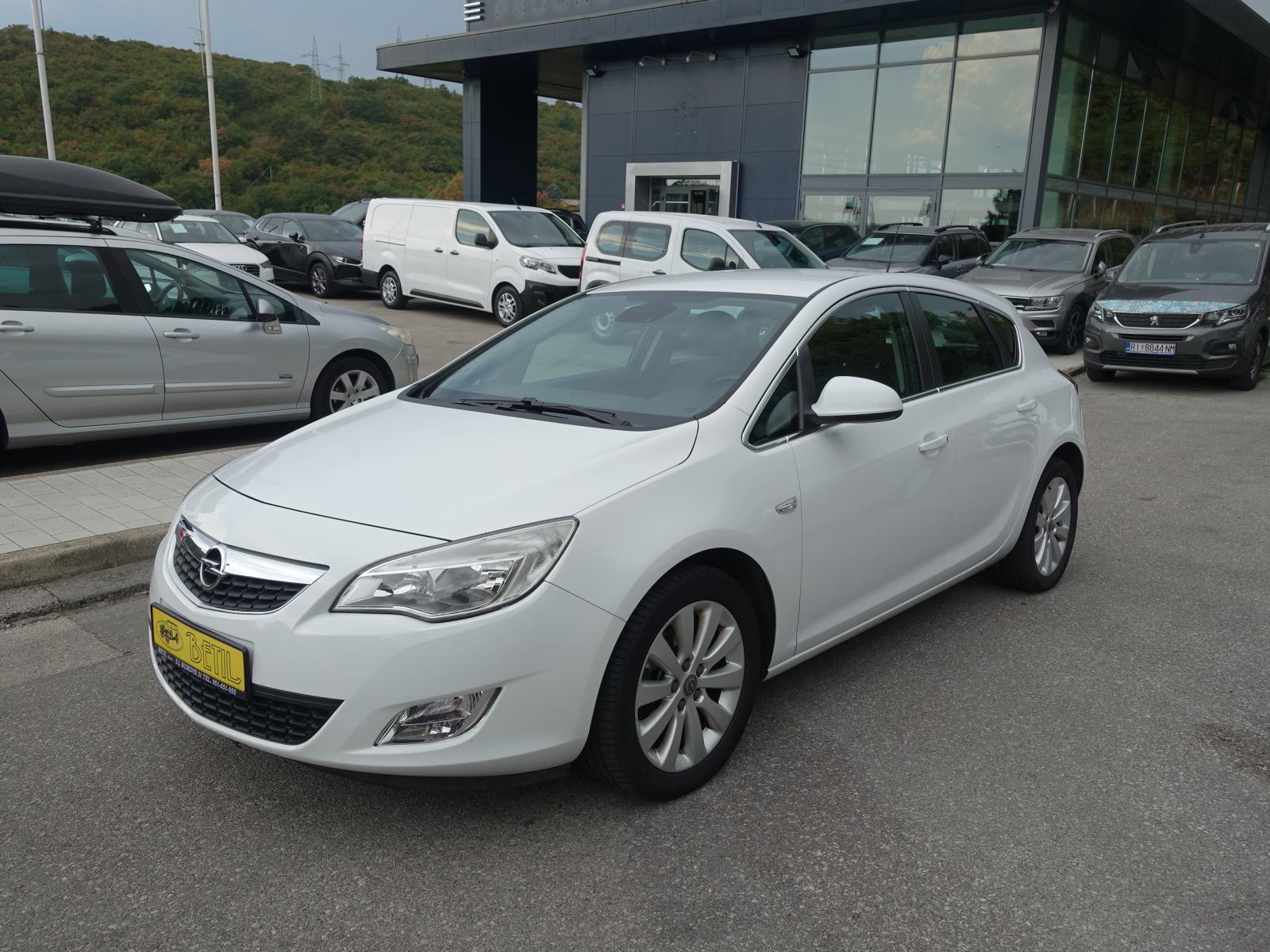 Opel Astra 1,7 CDTI / JAMSTVO + REGISTRACIJA, fotografija 1