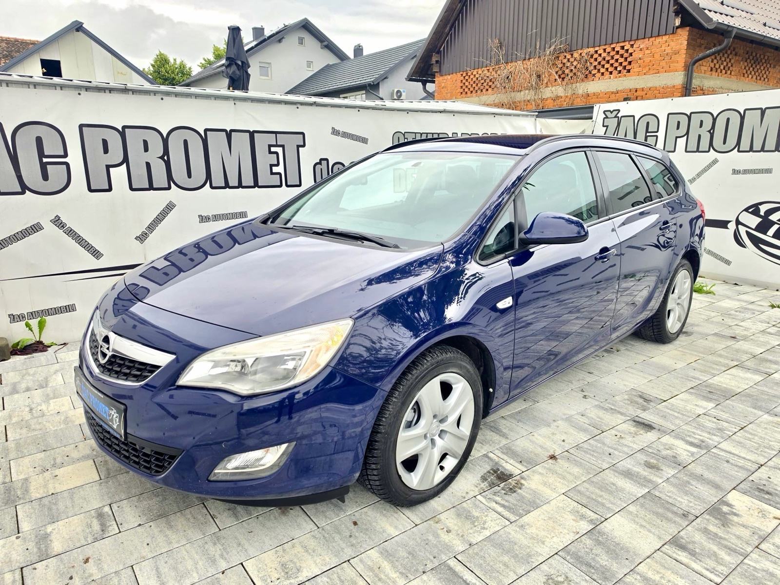 Opel Astra 1,7 CDTI = ODLICAN AUTIĆ = KLIMA ** KRED- KART ** REG-10MJ, fotografija 2