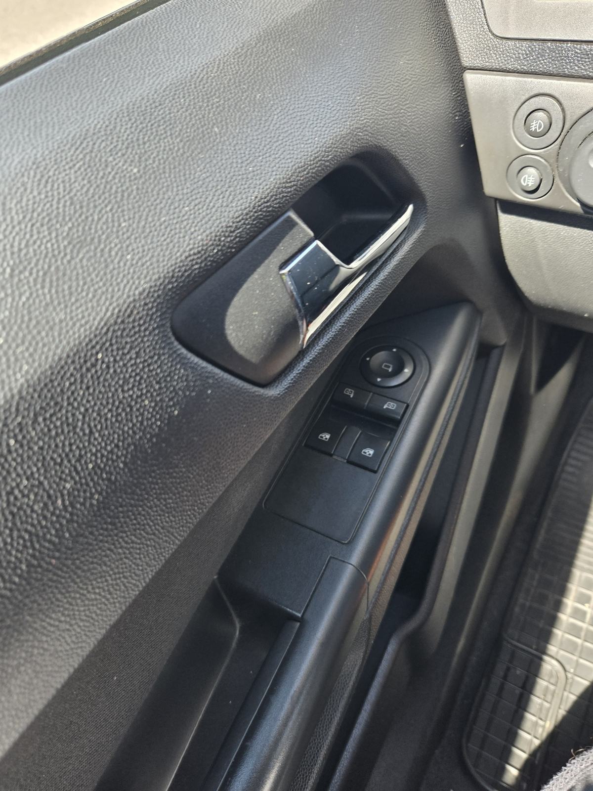 Opel Astra Karavan 1,7 CDTI REGISTRIRAN DO 8/2027, fotografija 9