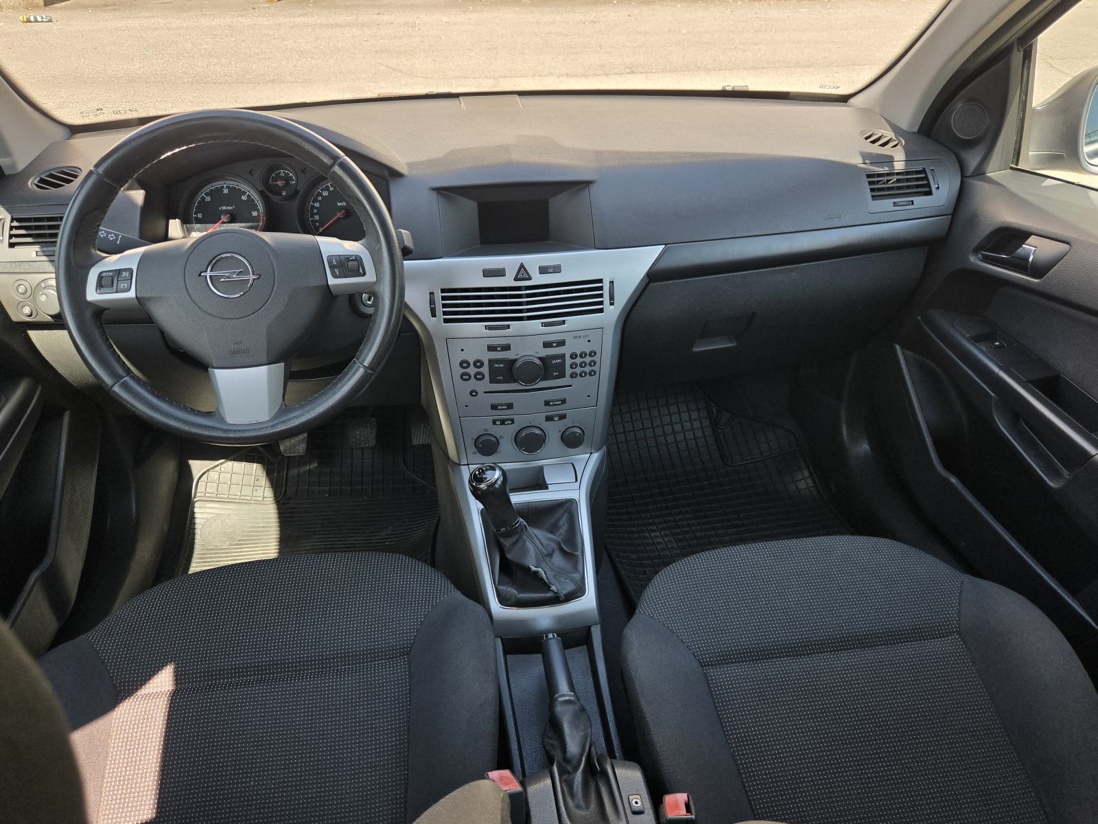 Opel Astra Karavan 1,7 CDTI REGISTRIRAN DO 8/2027, fotografija 7
