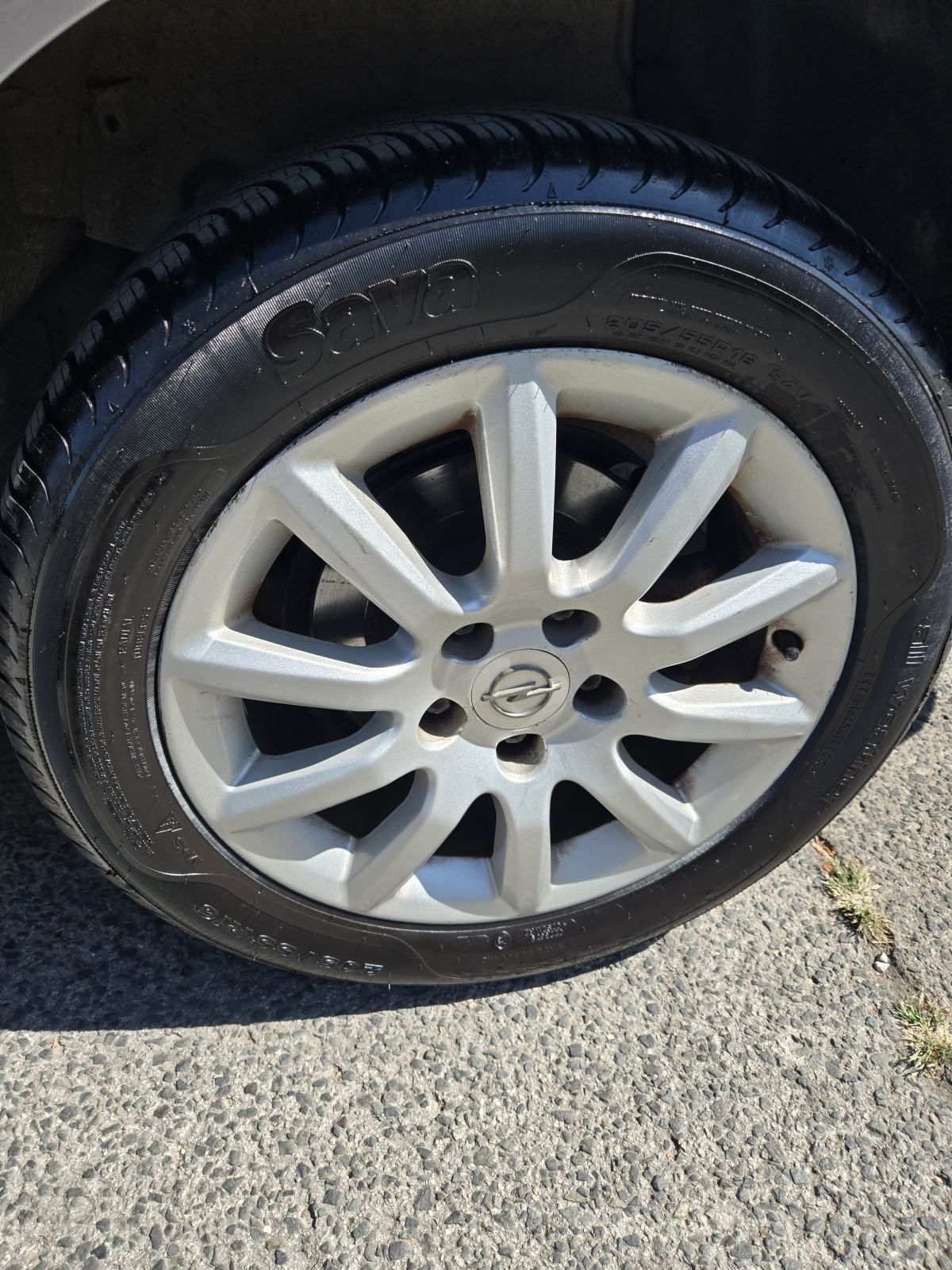 Opel Astra Karavan 1,7 CDTI REGISTRIRAN DO 8/2027, fotografija 18