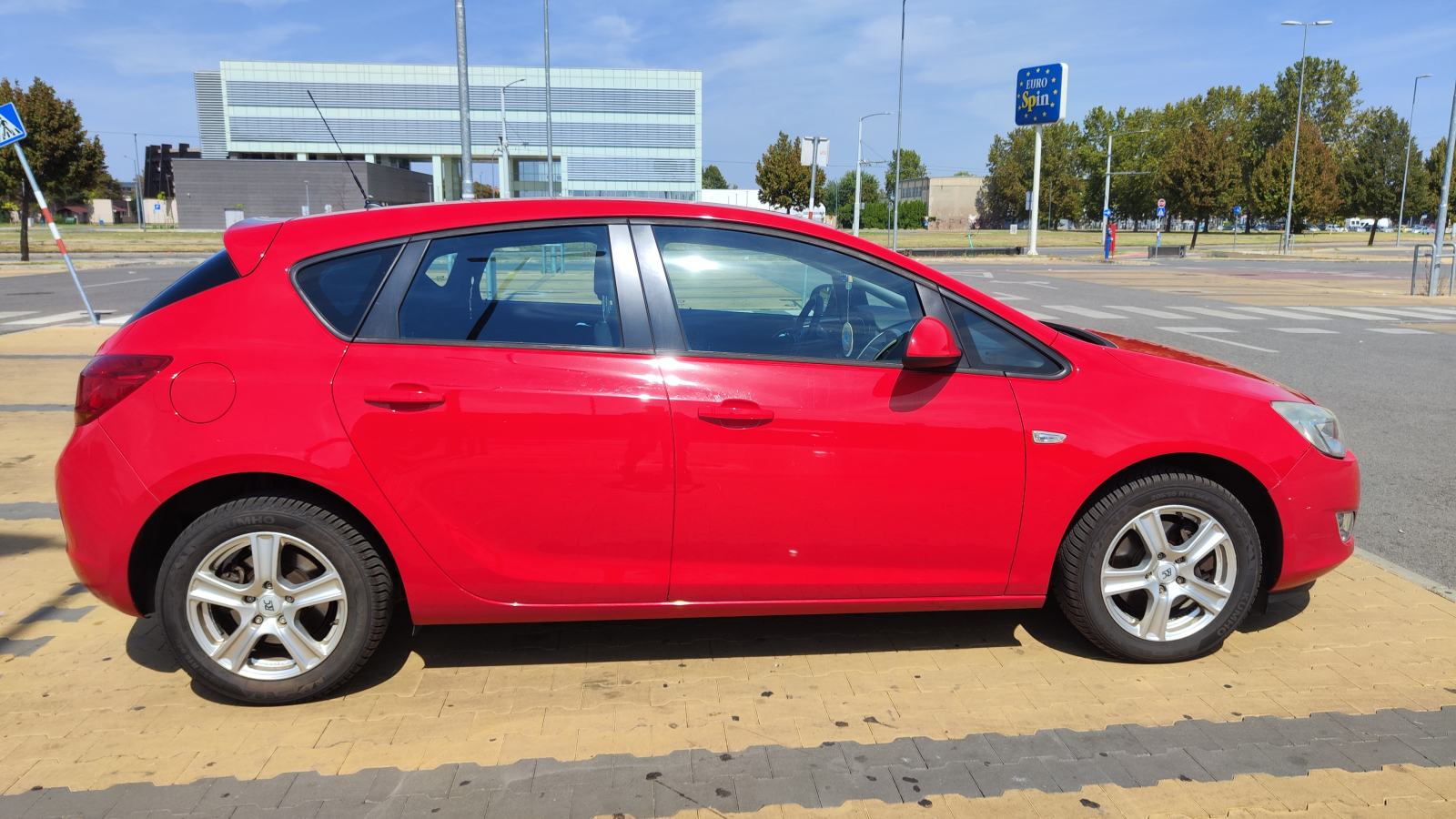 Opel Astra 1,7 CDTI reg. 08/27, fotografija 6