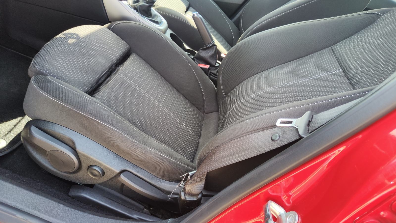 Opel Astra 1,7 CDTI reg. 08/27, fotografija 9