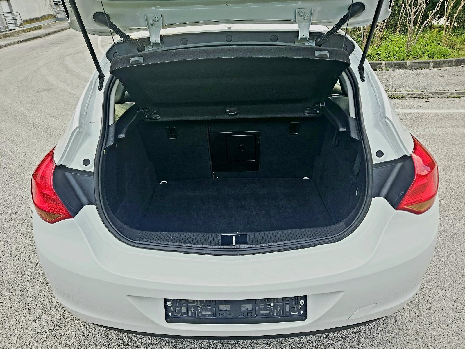 Opel Astra 1,7 CDTI, fotografija 14
