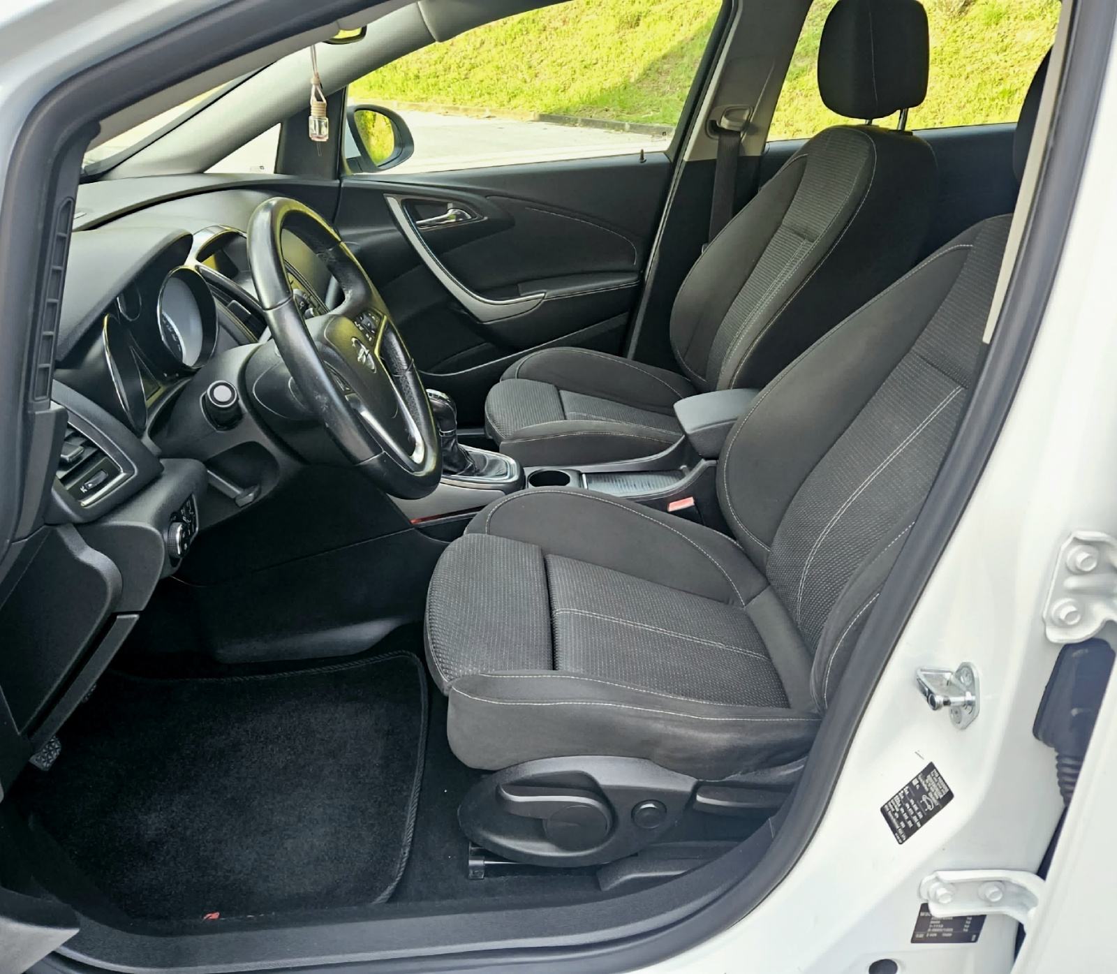 Opel Astra 1,7 CDTI, fotografija 16