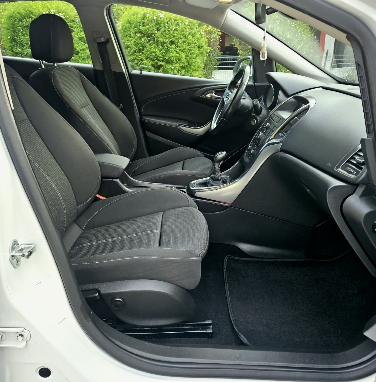 Opel Astra 1,7 CDTI, fotografija 19