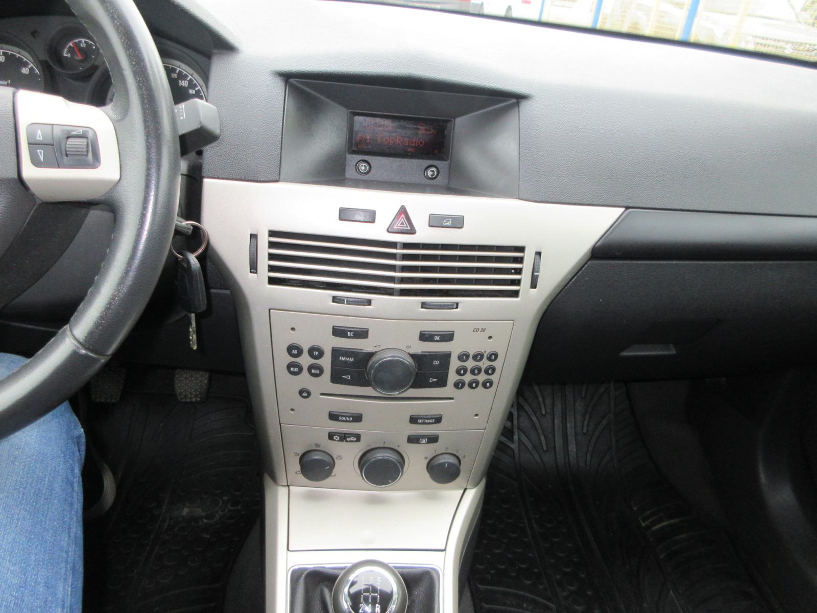 Opel Astra 1,7 CDTI,Klima, fotografija 9