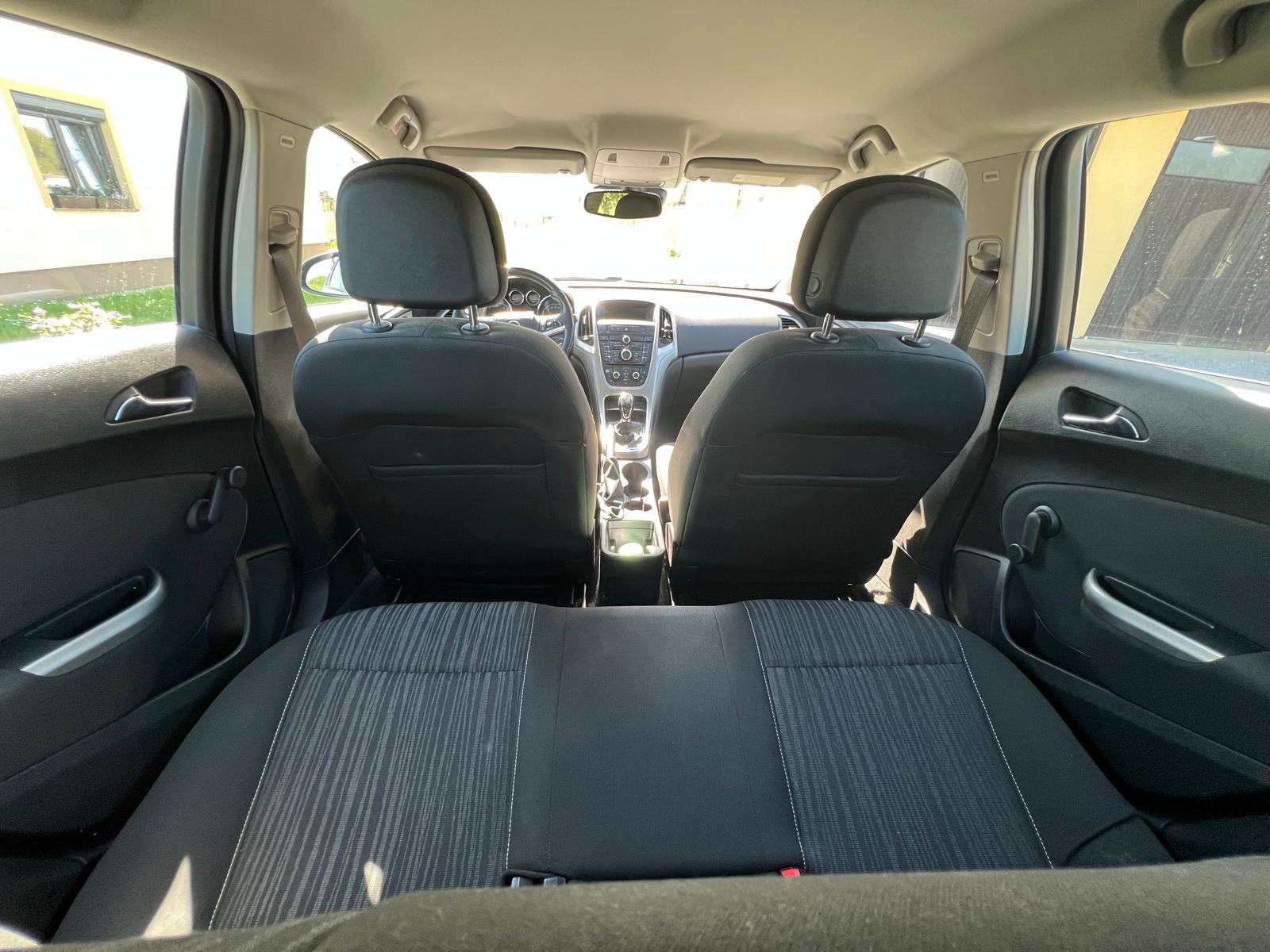 Opel Astra 1,7 CDTI, fotografija 8