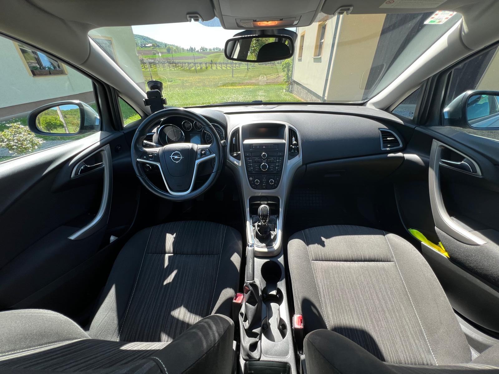 Opel Astra 1,7 CDTI, fotografija 6