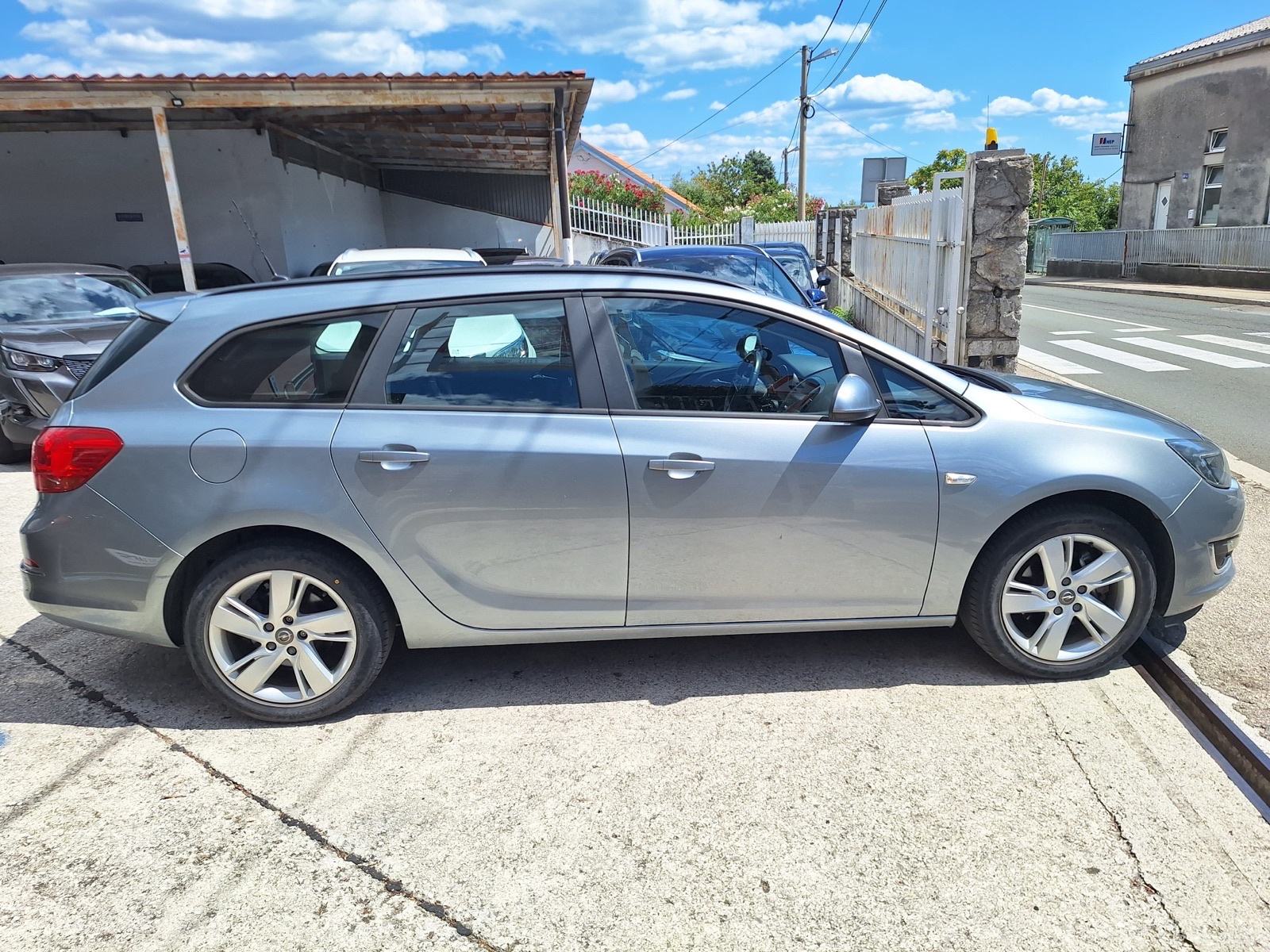 Opel Astra 1,7 CDTI, fotografija 7