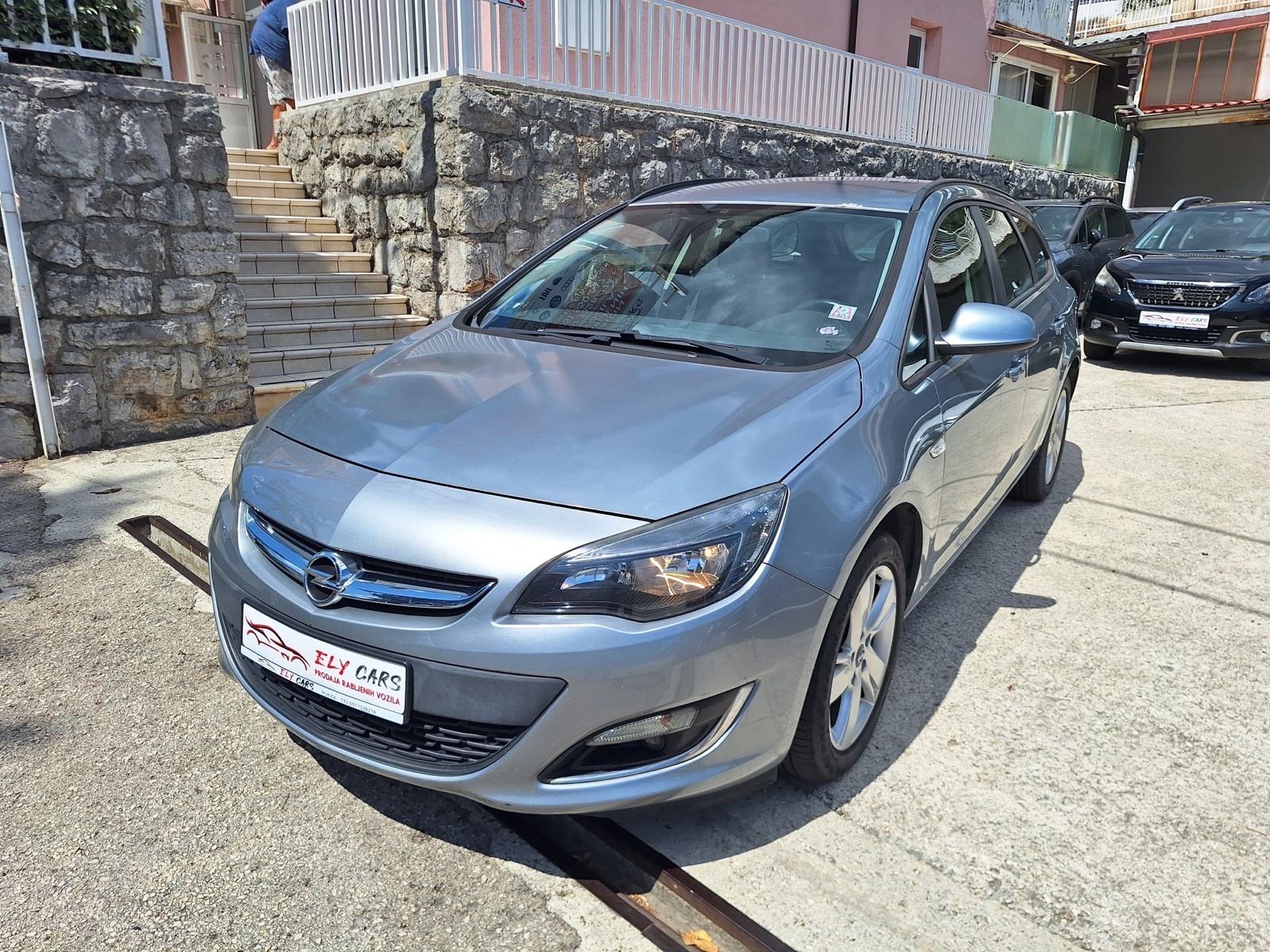 Opel Astra 1,7 CDTI, fotografija 2