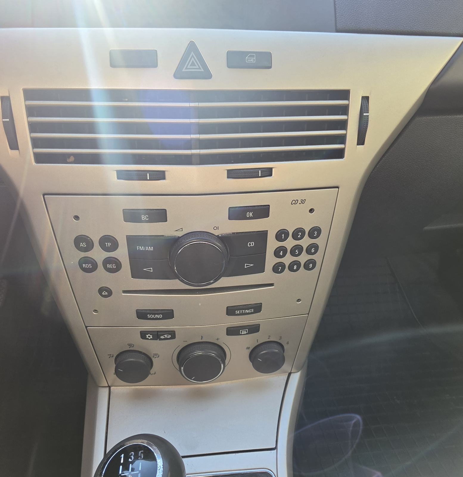 Opel Astra 1,7 CDTI, fotografija 17