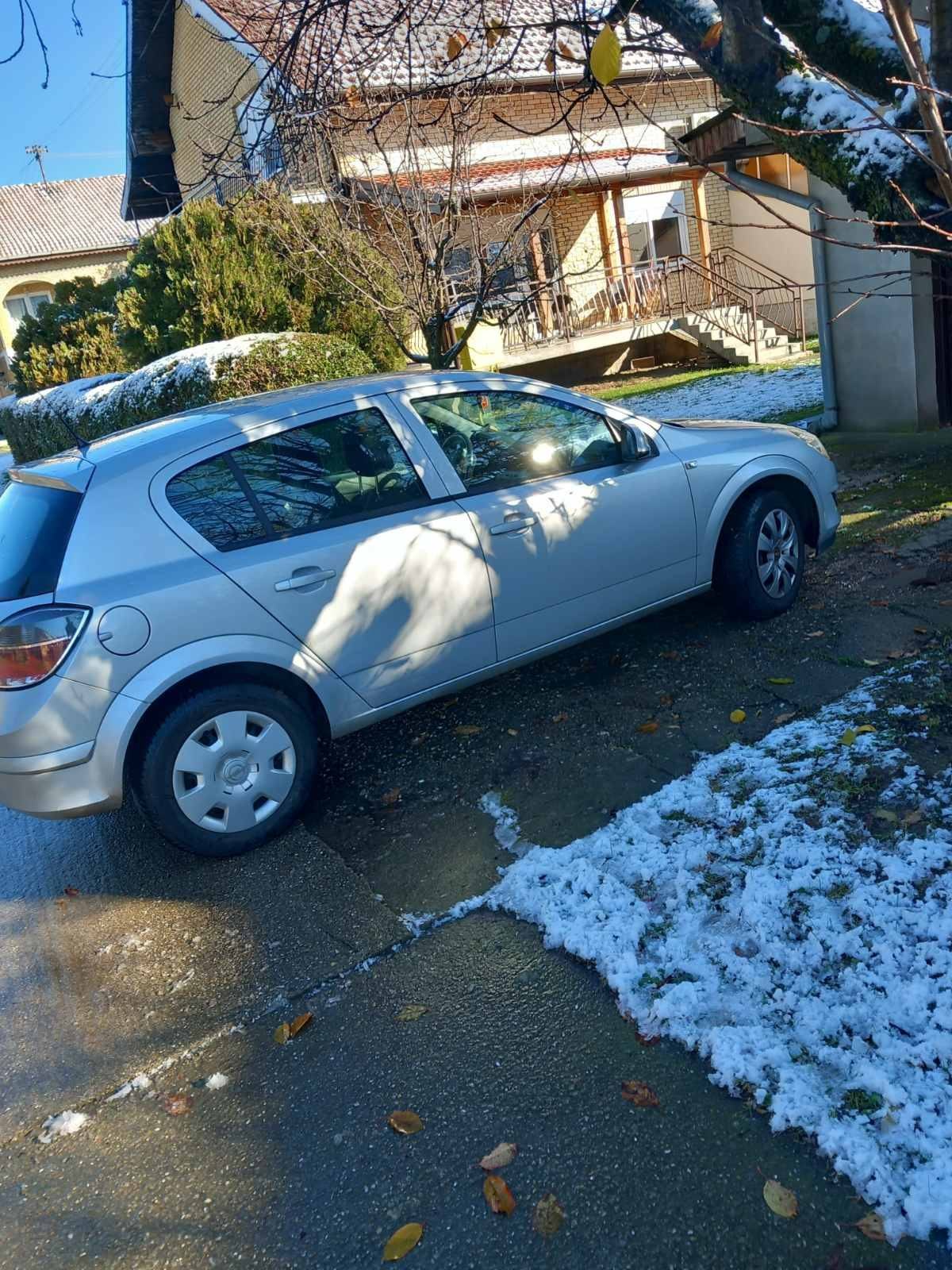 Opel Astra 1,7 CDTI, fotografija 5